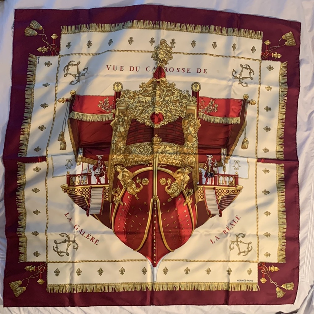 RARE VINTAGE HERMES SILK SCARF